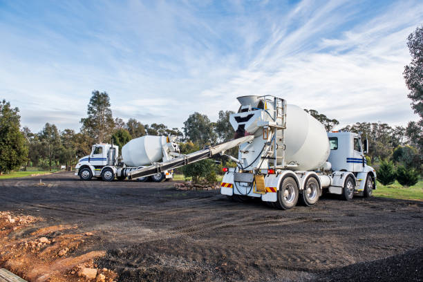 Best Commercial Concrete Services in Hill City, KS
